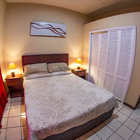 Apartamentos Valle Del Volcan La Fortuna 外观 照片