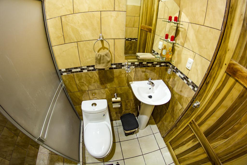 Apartamentos Valle Del Volcan La Fortuna 外观 照片