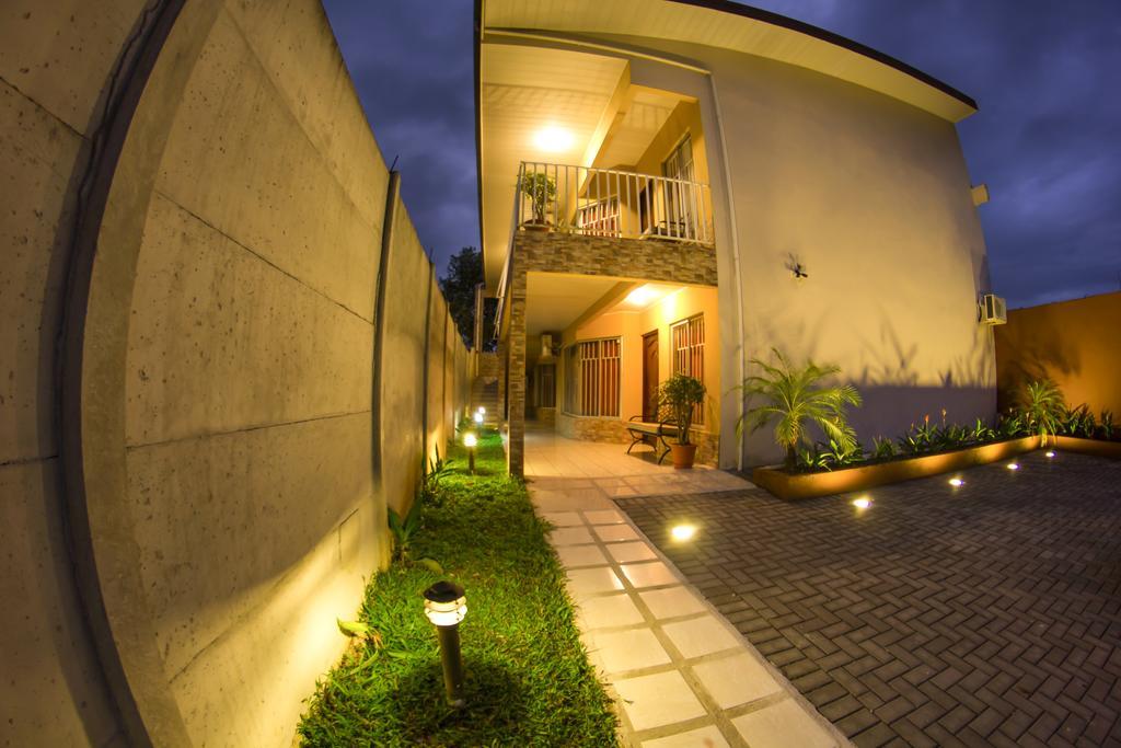 Apartamentos Valle Del Volcan La Fortuna 外观 照片