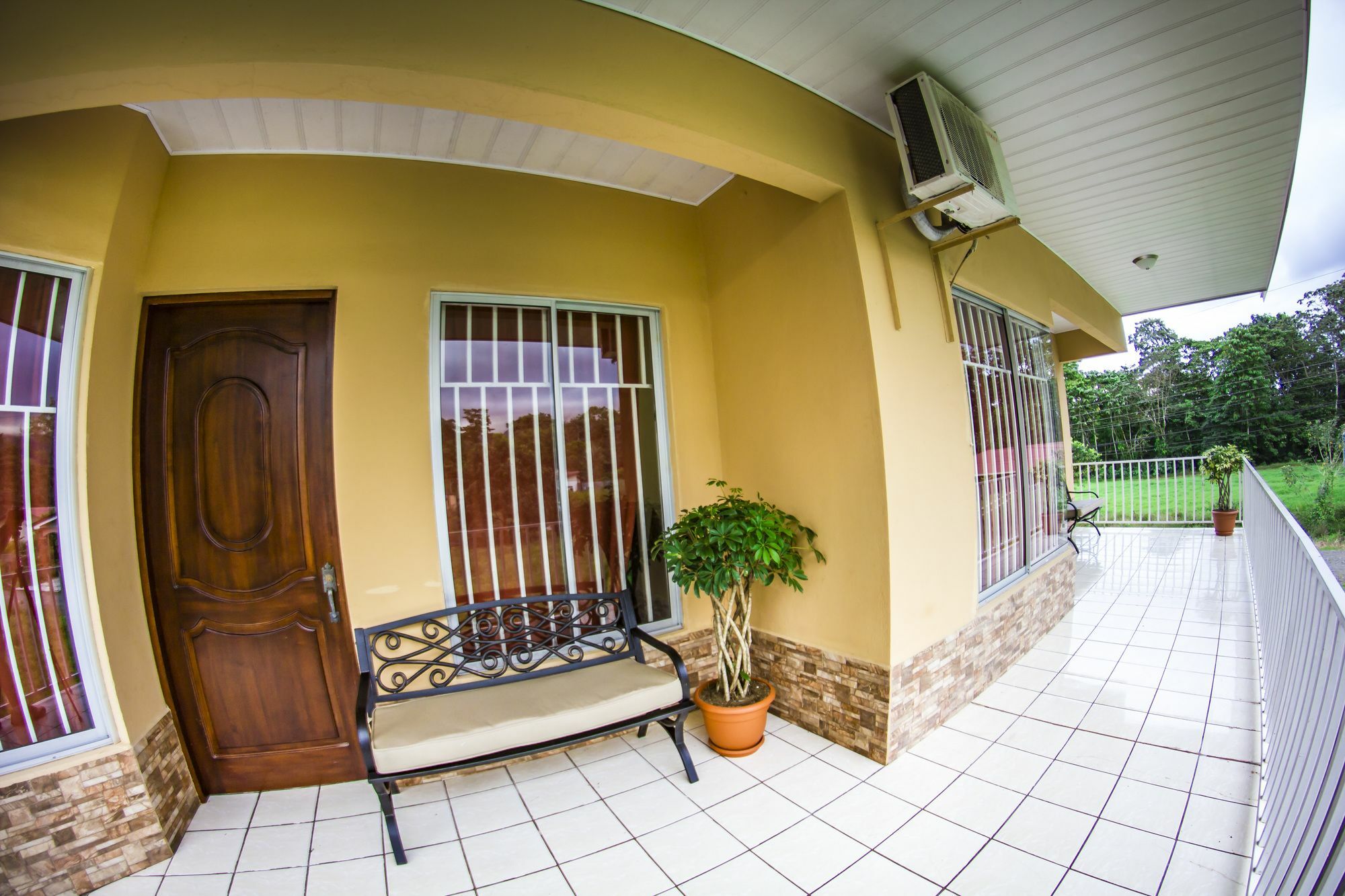 Apartamentos Valle Del Volcan La Fortuna 外观 照片