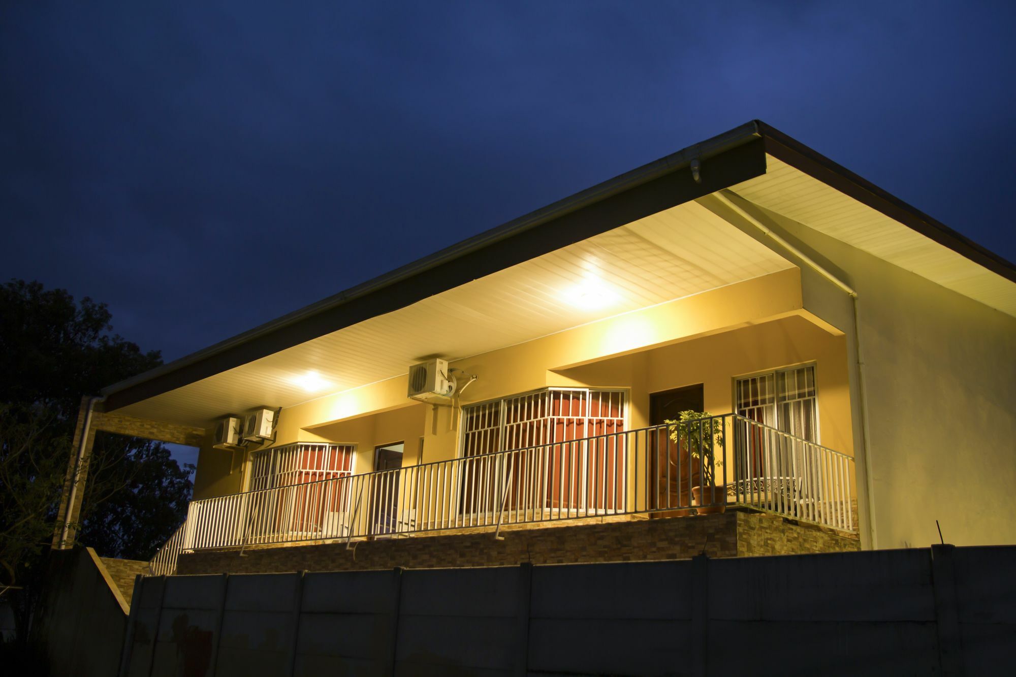 Apartamentos Valle Del Volcan La Fortuna 外观 照片